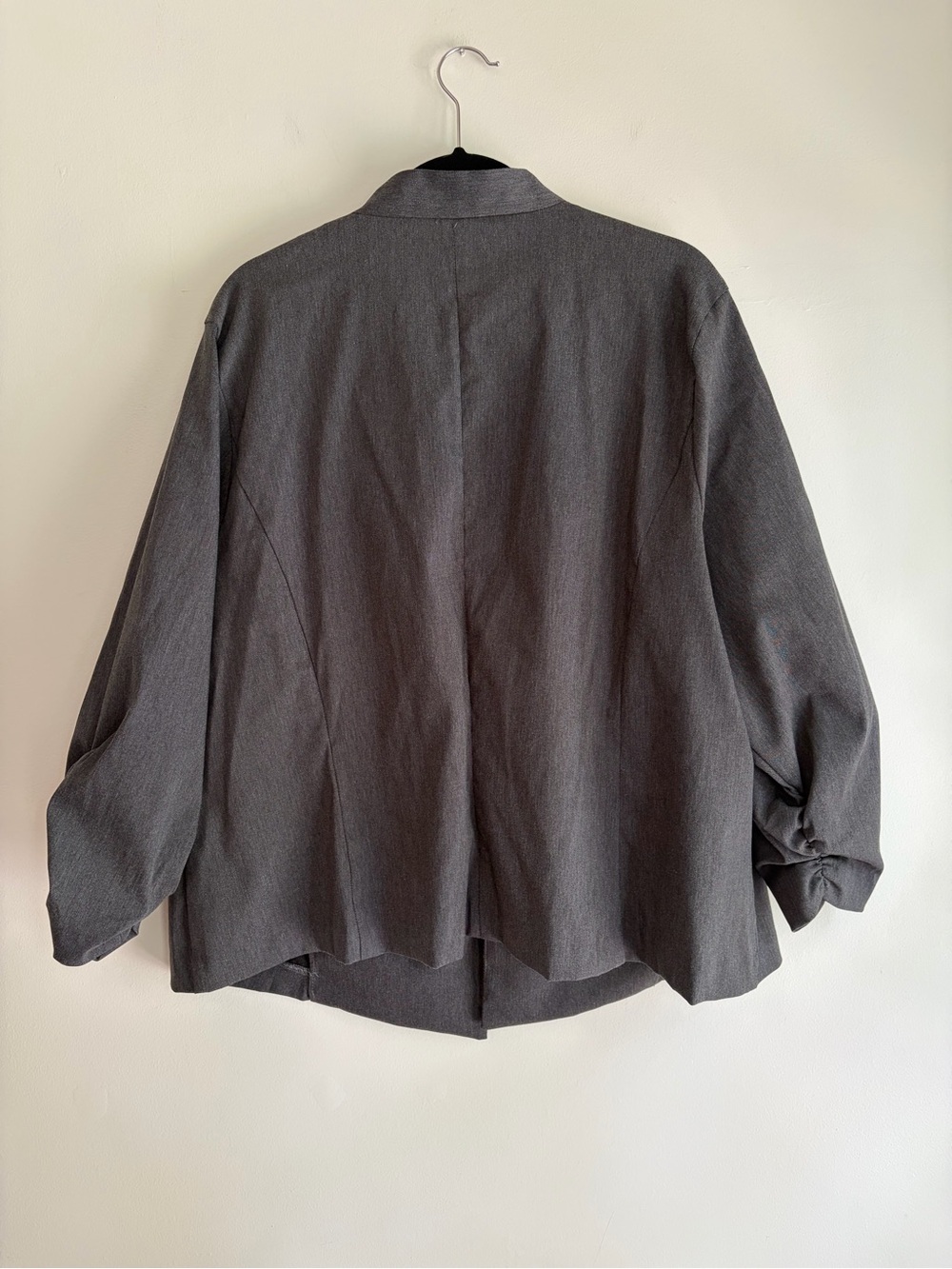 NWT Torrid Charcoal Gray Gathered Sleeve Open Blazer Size 4 - Picture 4 of 5